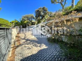 Houses (villa / tower), 629 m²