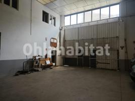 Louer , 1600 m², Calle del Sud