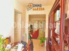 Casa (unifamiliar adosada), 310 m², cerca de bus y tren, Calle del Paral·lel, 10