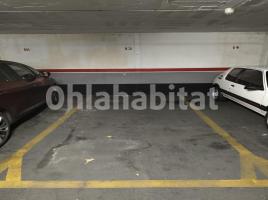 Parking, 12 m², Avenida del Parlament