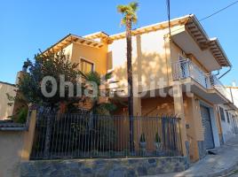 Casa (xalet / torre), 230 m², prop de bus i tren, Calle Doctor Fleming