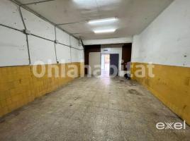 Local comercial, 76 m², Zona