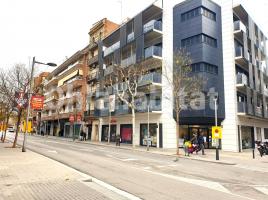 Local comercial, 159 m², seminuevo, Calle SANTA EULALIA