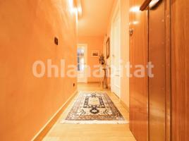 Flat, 122 m², near bus and train