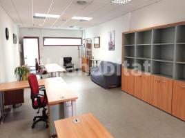 For rent office, 96 m², near bus and train, almost new, Carretera de Barcelona