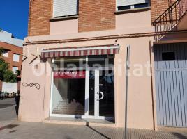 Lloguer local comercial, 56 m², prop de bus i tren, Avenida del Canal