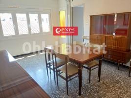 For rent flat, 73 m², Zona