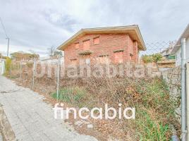 Houses (villa / tower), 200 m², Calle de l'Acàcia, 60