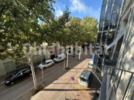 Piso, 84 m², cerca de bus y tren, Avenida de Catalunya