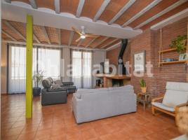 Duplex, 300 m², near bus and train, almost new, Calle de Lepant