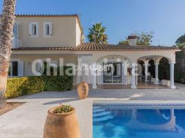 Casa (chalet / torre), 312 m², Calle Pedraforca