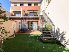 Casa (unifamiliar adossada), 225 m², seminou, Zona