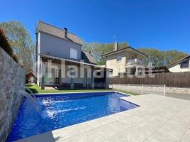 Houses (villa / tower), 312 m²