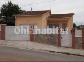 Houses (villa / tower), 150 m², Calle Zinnia