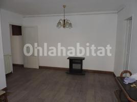 Piso, 76 m², cerca de bus y tren