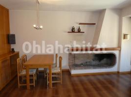 Lloguer Casa (unifamiliar adossada), 249 m², prop de bus i tren