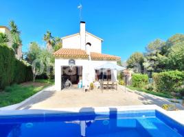 For rent Houses (villa / tower), 200 m²