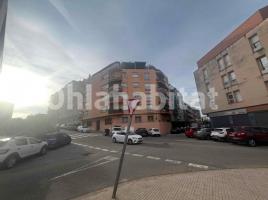 Flat, 98 m², near bus and train, Calle Urquinaona, D