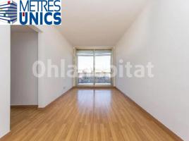 Flat, 71 m², near bus and train, Avenida Primer de Maig