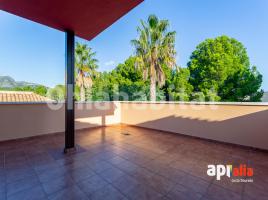 Attic, 110 m², almost new, Calle de Mont-Roig de Sió