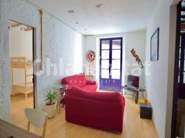 For rent flat, 80 m², Zona