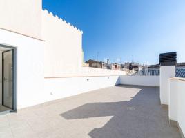 Duplex, 152 m², near bus and train, almost new, Calle Sant Pau, 4