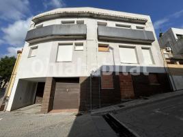 Propietat vertical, 1200 m², nou, Calle del Sol, 3