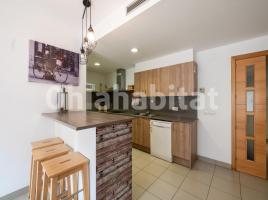 Flat, 98 m², almost new