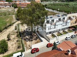 Houses (villa / tower), 246 m², almost new, Calle JACINT VERDAGUER