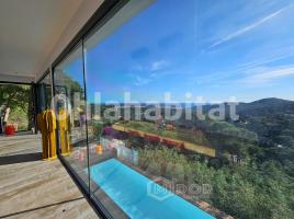 Alquiler Casa (chalet / torre), 214 m², seminuevo