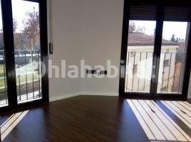 Duplex, 90 m², near bus and train, new, Calle MIGDIA