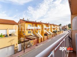 Piso, 113 m², cerca de bus y tren, seminuevo, Calle dels Solans