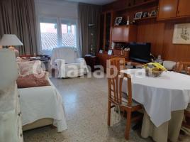 Apartament, 90 m², near bus and train, Calle Roger de Llúria