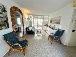 Apartamento, 64 m², Zona