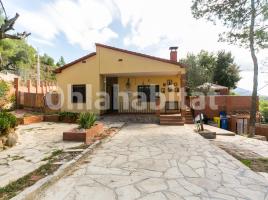 Houses (detached house), 121 m², near bus and train, El Bruc