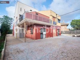 Casa (unifamiliar aïllada), 481 m², prop de bus i tren, seminou