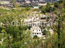 Casa (unifamiliar aïllada), 238 m², prop de bus i tren