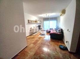 Piso, 105 m², cerca de bus y tren, Cerdanyola nord