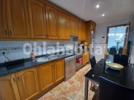 Piso, 105 m², cerca de bus y tren, Cerdanyola nord