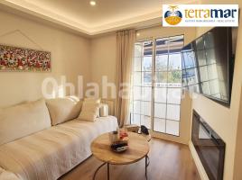 For rent flat, 76 m², near bus and train