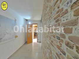 Flat, 54 m², near bus and train