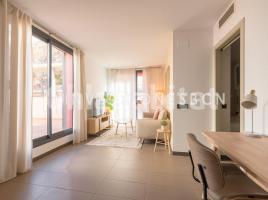 Alquiler piso, 90 m², cerca bus y metro, seminuevo