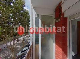 Piso, 92 m², cerca de bus y tren