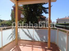 Piso, 71 m², cerca de bus y tren