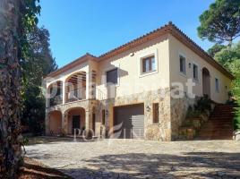  (unifamiliar aïllada), 450 m², près de bus et de train, Golf Costa Brava - Bufaganyes