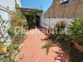 Houses (detached house), 300 m², near bus and train, Centre Vila