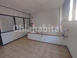 For rent property vertical, 398 m², CENTRE VILA