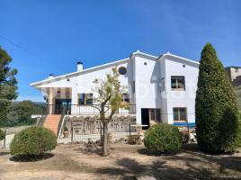 Casa (unifamiliar aïllada), 1012 m², prop de bus i tren, Font-Rubí