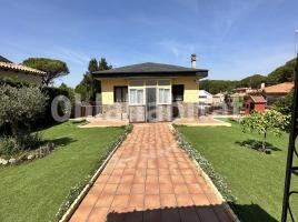 Casa (xalet / torre), 234 m², seminou, Calle jupiter