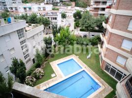 Alquiler apartamento, 109 m², cerca de bus y tren, Calle Riera